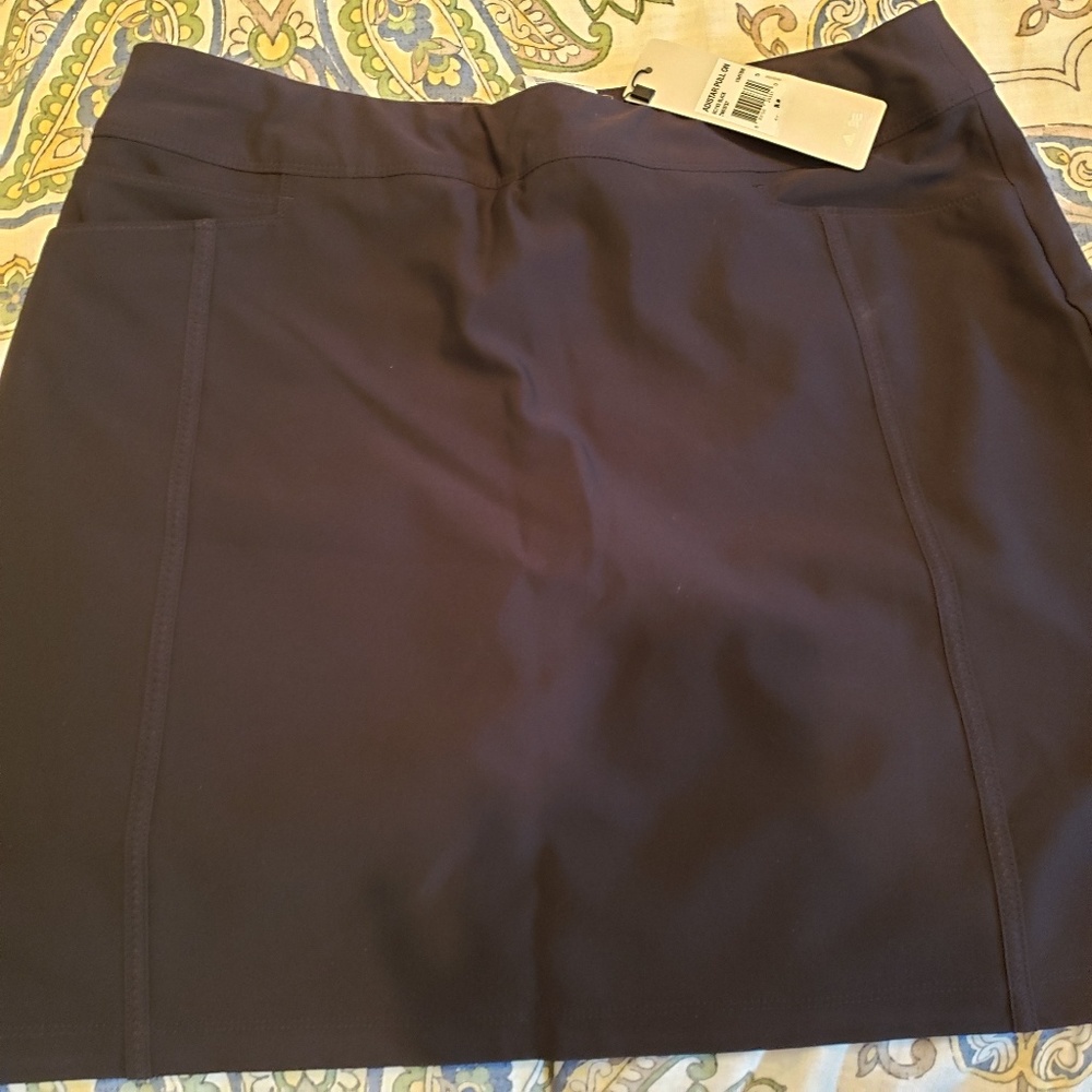 Golf skort